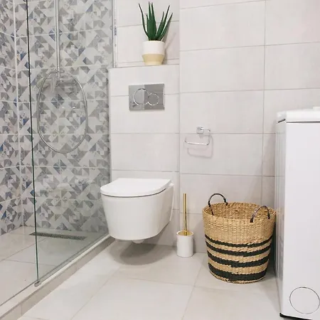 Azoria K Apartament